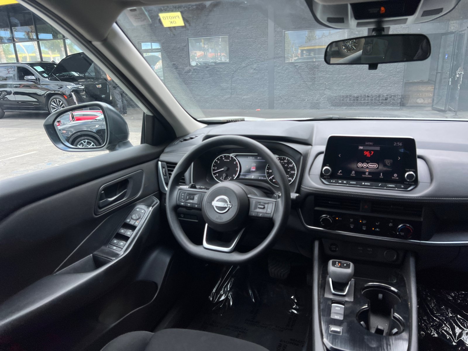 Used 2024 Nissan Rogue S FWD image 22