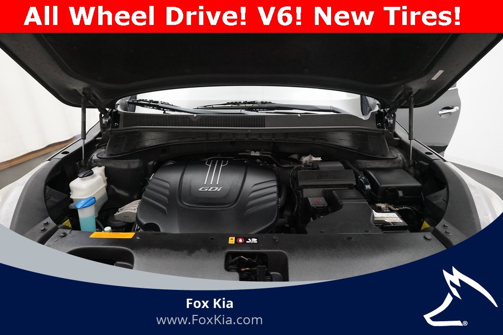 Used 2017 Kia Sorento SX image 3