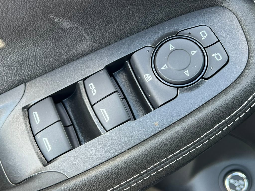 New 2026 Buick Encore GX Avenir w/ Avenir Technology Package image 16