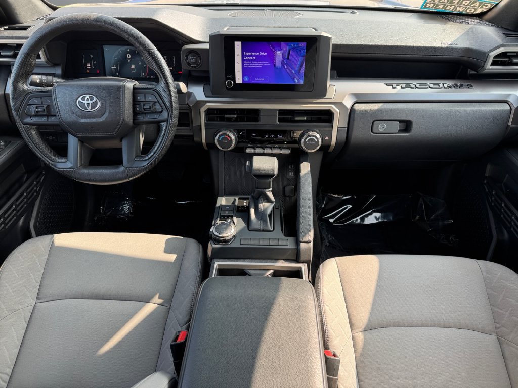 Certified 2025 Toyota Tacoma SR5 AWD/4WD image 12