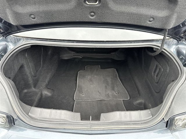 Used 2023 Chevrolet Camaro LT w/ RS Package image 28