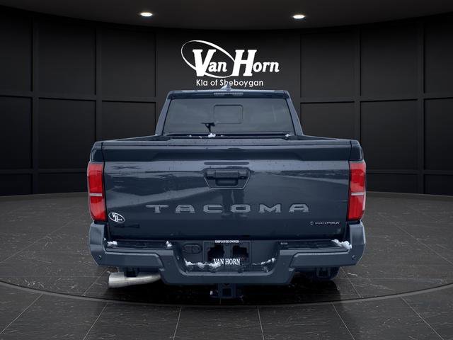 Used 2025 Toyota Tacoma TRD Sport w/ TRD Sport Upgrade Package image 14