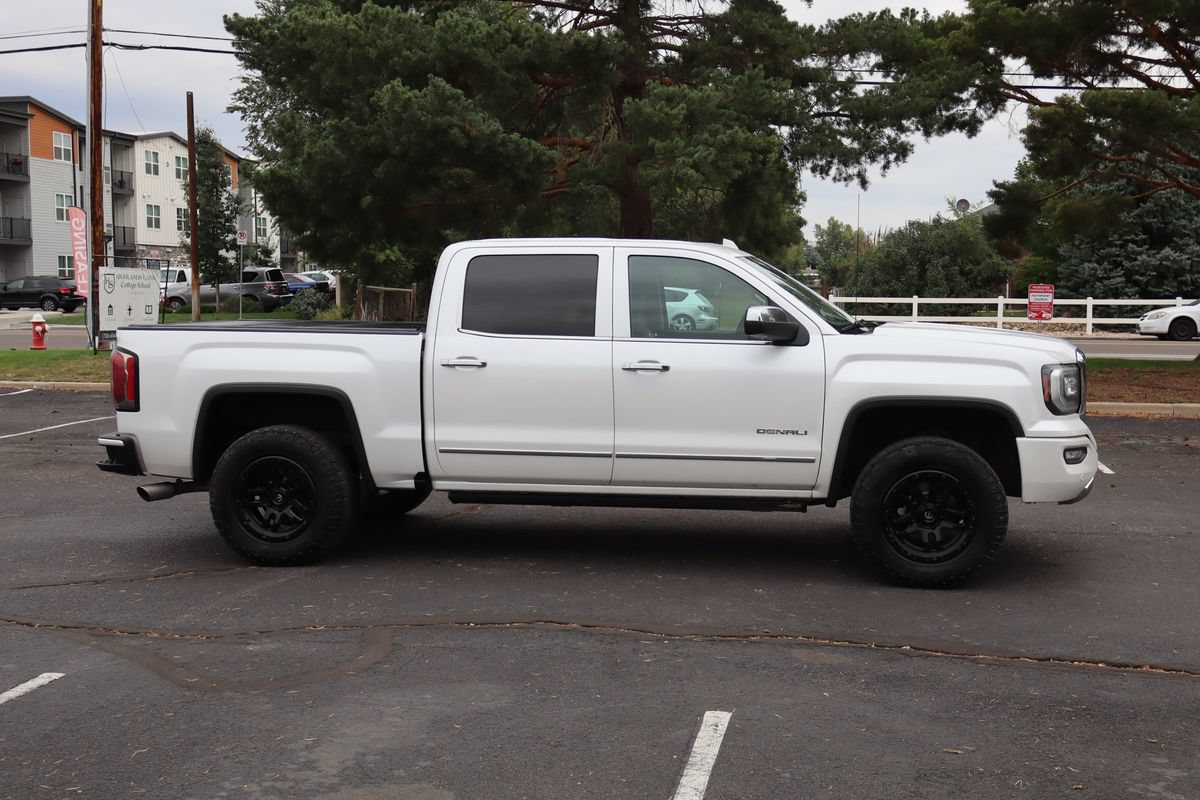 Used 2018 GMC Sierra 1500 Denali AWD/4WD image 3