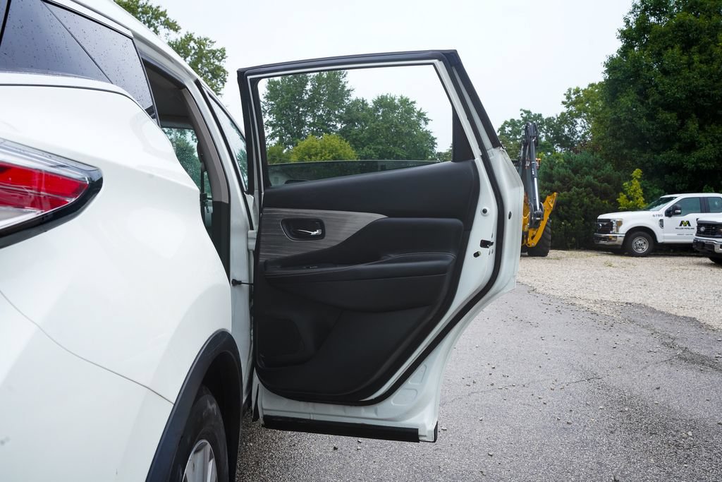 Used 2018 Nissan Murano SL w/ Moonroof Package AWD/4WD image 37