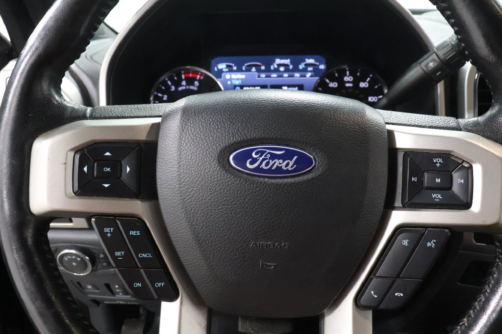 Used 2022 Ford F250 Lariat w/ Lariat Ultimate Package AWD/4WD image 13