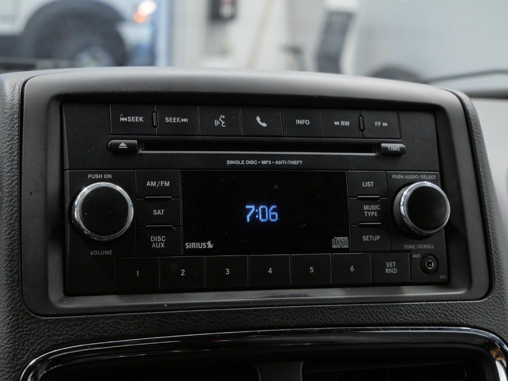 Used 2015 Dodge Grand Caravan SE w/ Quick Order Package 29E SE FWD image 22
