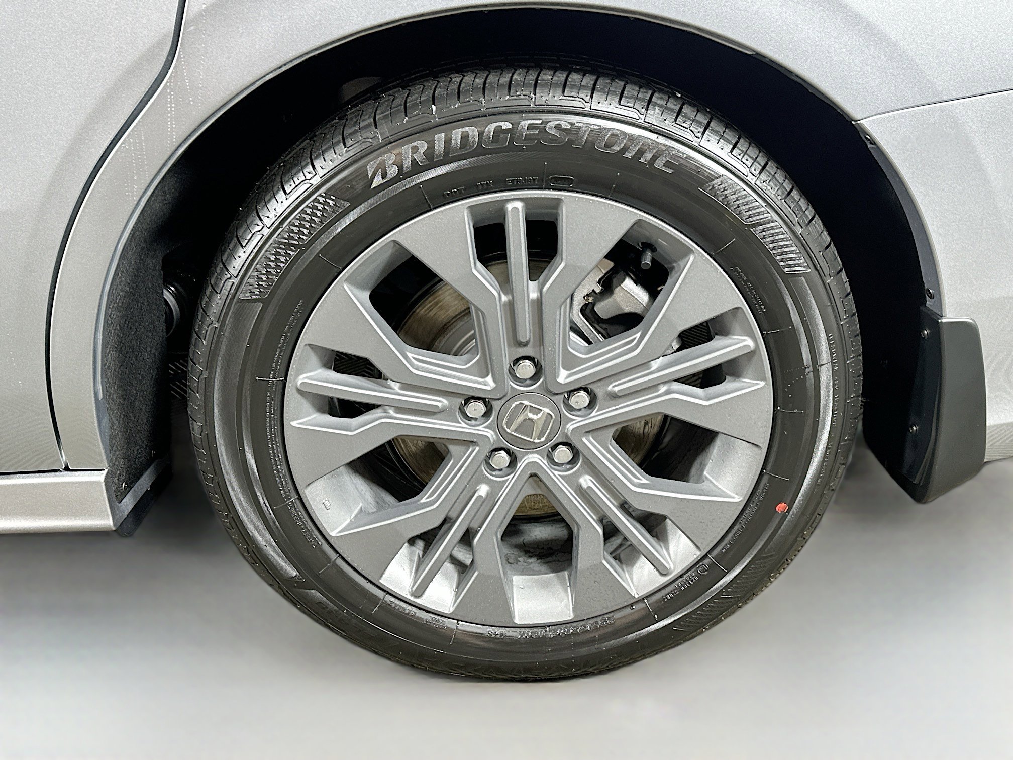 New 2026 Honda Odyssey Touring image 32