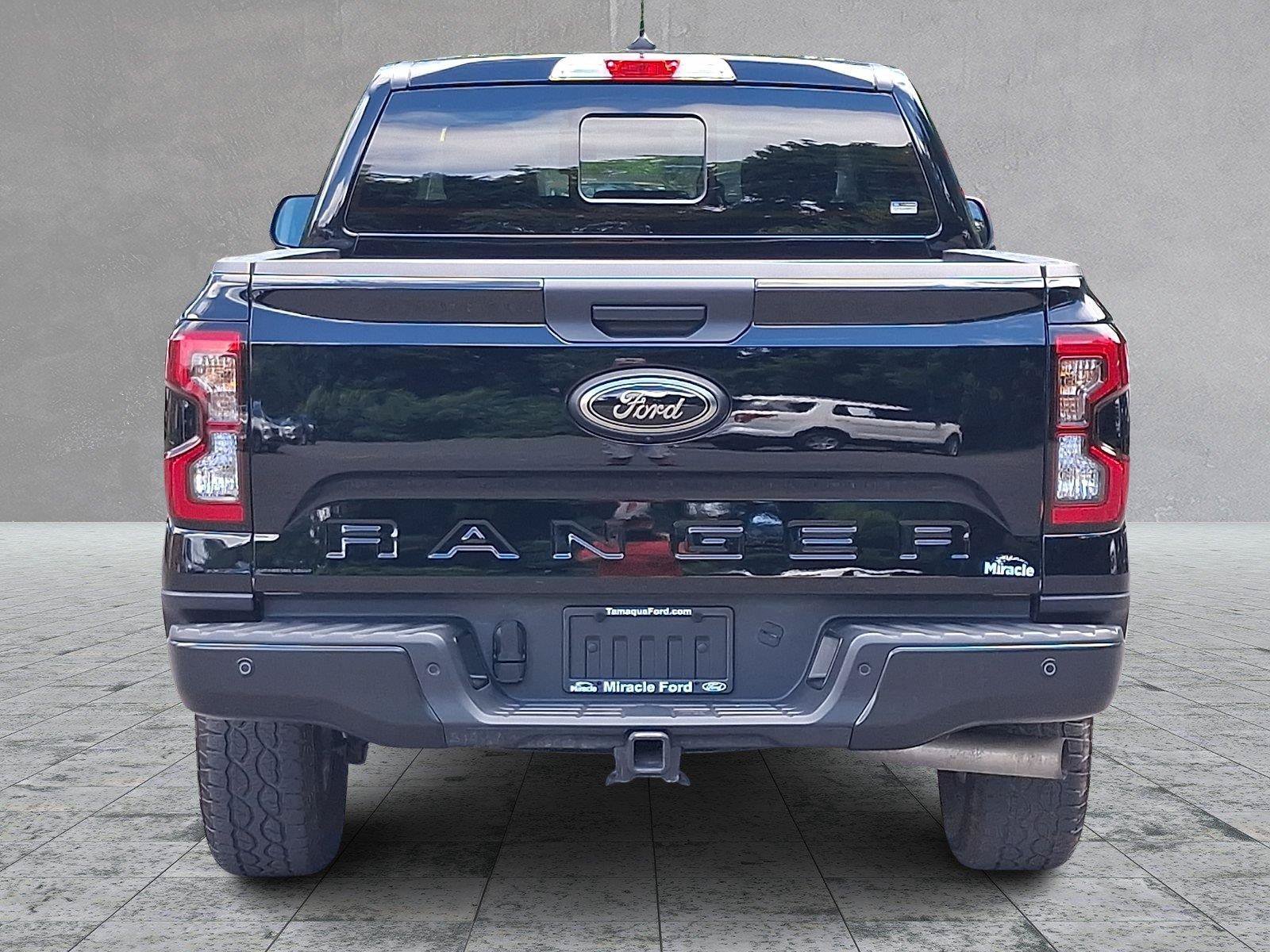 Used 2025 Ford Ranger XLT w/ Black Appearance Package AWD/4WD image 5