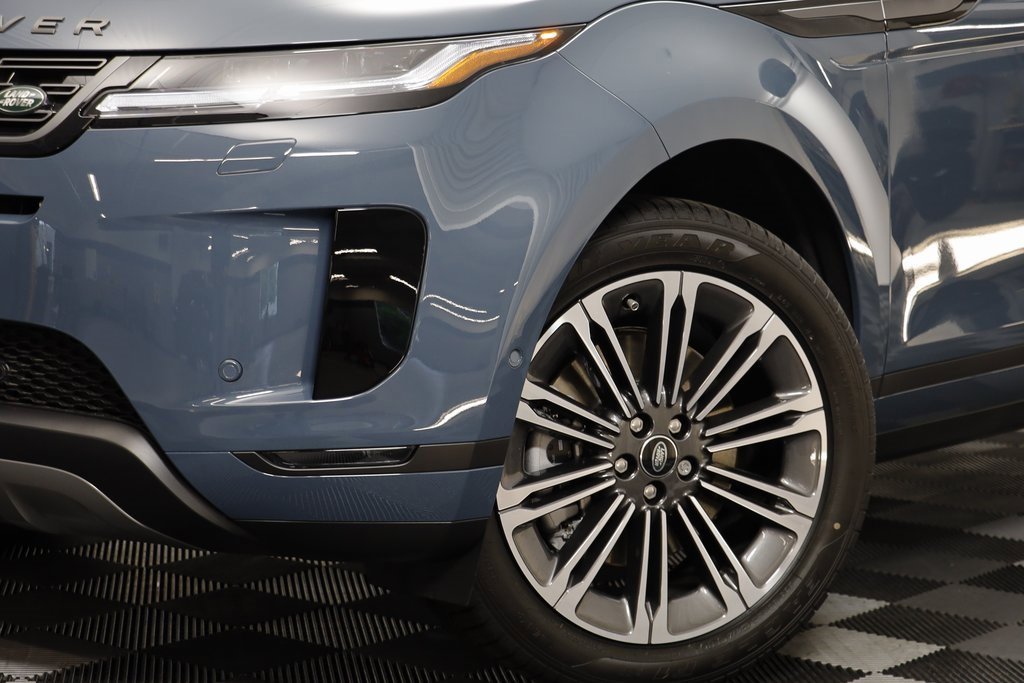 New 2026 Land Rover Range Rover Evoque S image 4