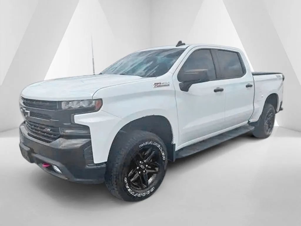Used 2019 Chevrolet Silverado 1500 LT Trail Boss AWD/4WD image 3