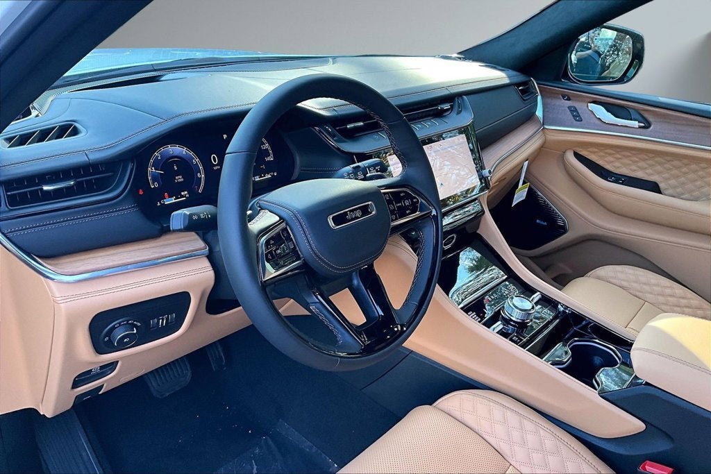 New 2027 Jeep Grand Cherokee Summit AWD/4WD image 9