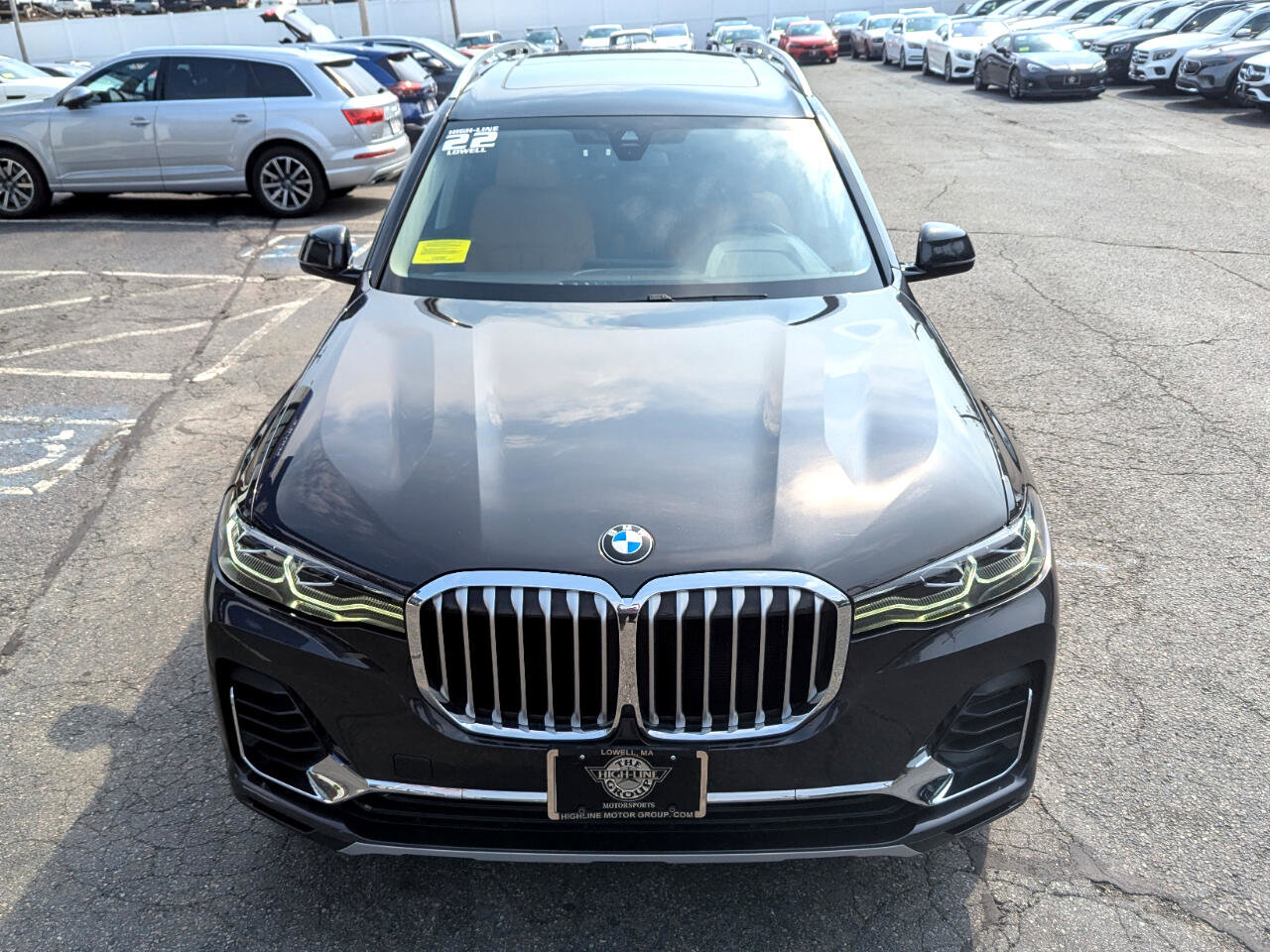 Used 2022 BMW X7 xDrive40i w/ Luxury Seating Package image 3