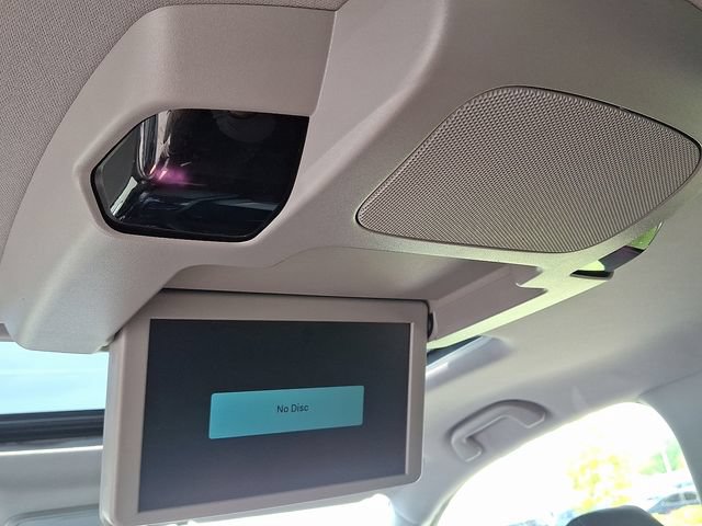 Used 2019 Honda Pilot Touring image 11