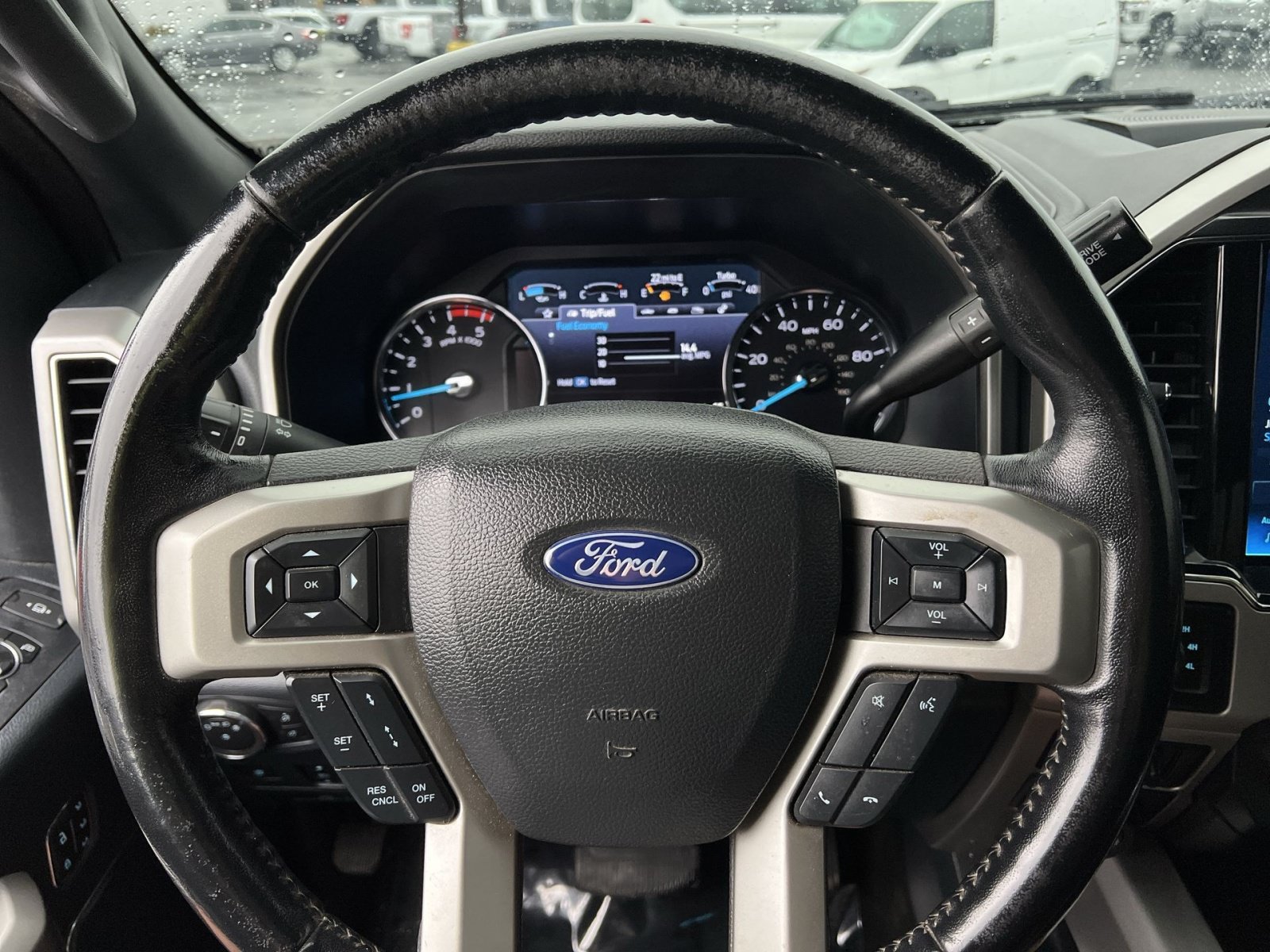 Certified 2022 Ford F450 Lariat w/ Lariat Ultimate Package AWD/4WD image 16