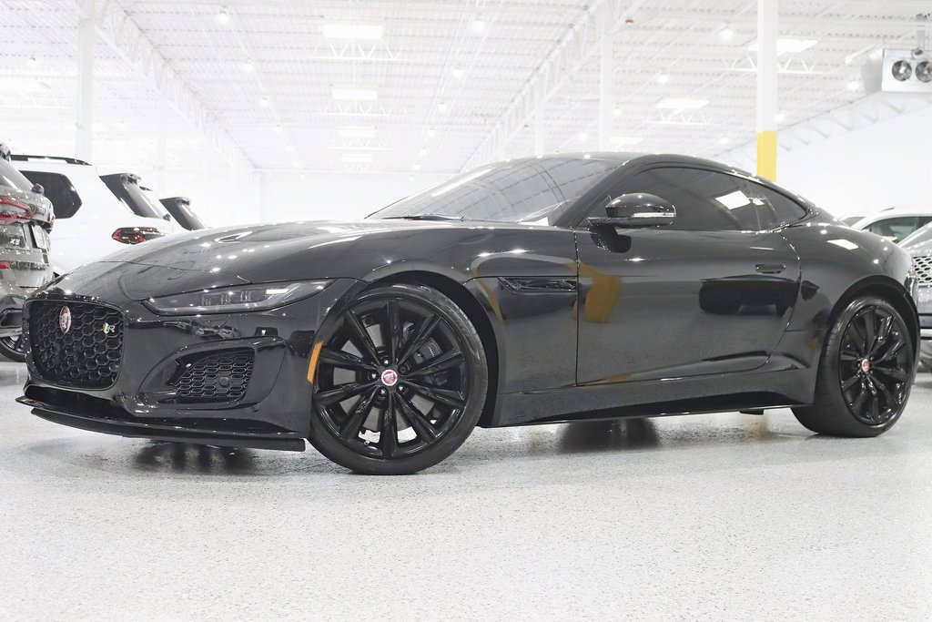 Used 2023 Jaguar F-TYPE R image 2