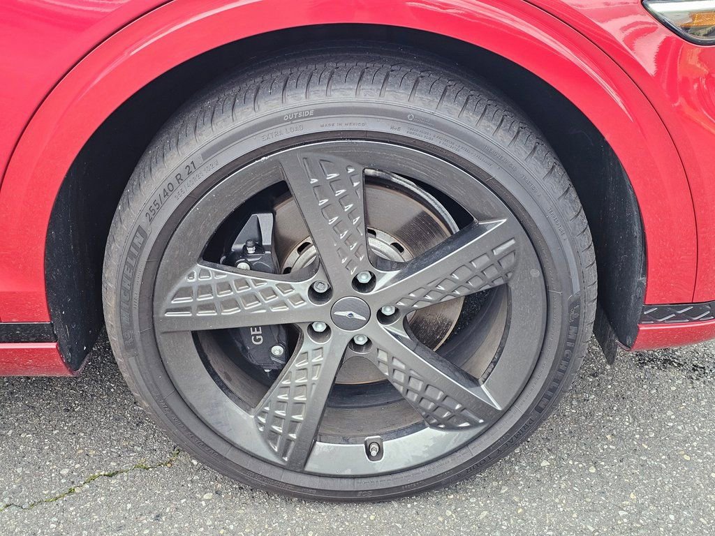 Certified 2025 Genesis GV70 3.5T Sport w/ Sport Advanced Package image 31