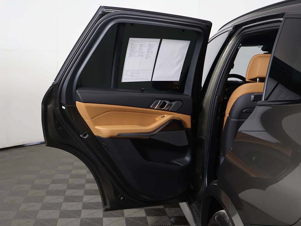 Used 2025 BMW X5 M60i w/ Executive Package AWD/4WD image 25