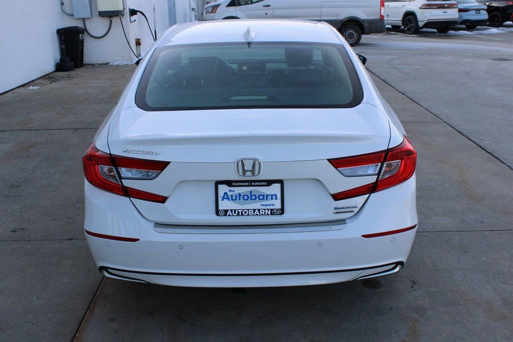 Used 2019 Honda Accord Touring image 5
