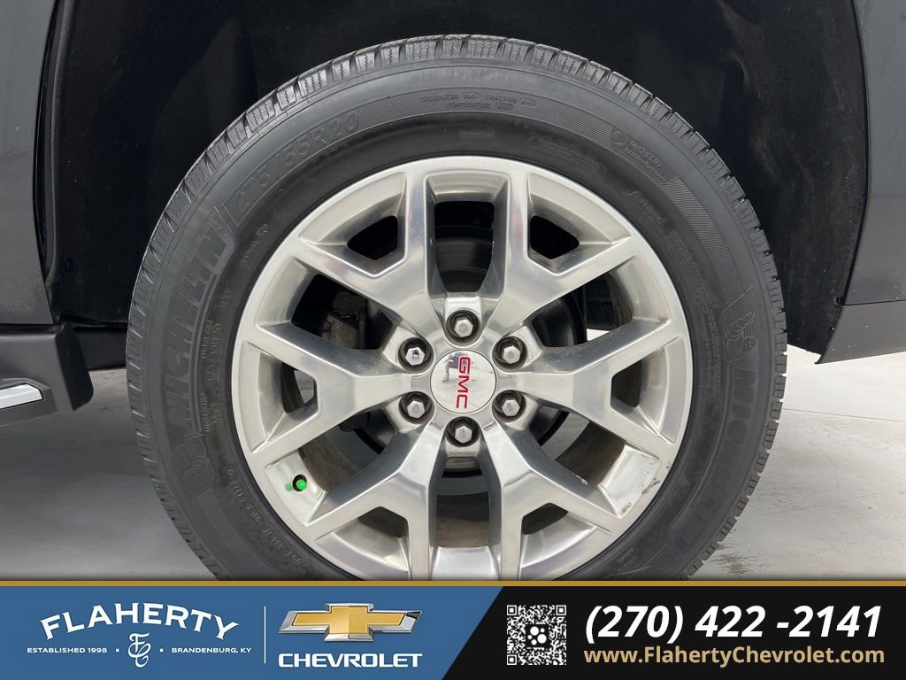 Used 2017 GMC Yukon SLE w/ SLE Value Package image 18
