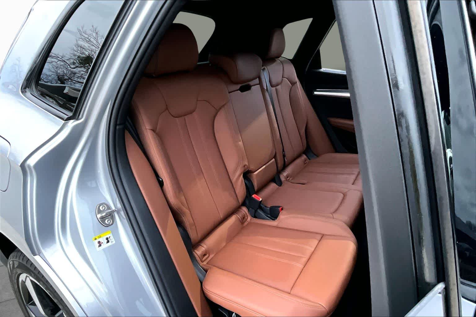 Used 2024 Audi Q5 2.0T Prestige w/ Prestige Package AWD/4WD image 20