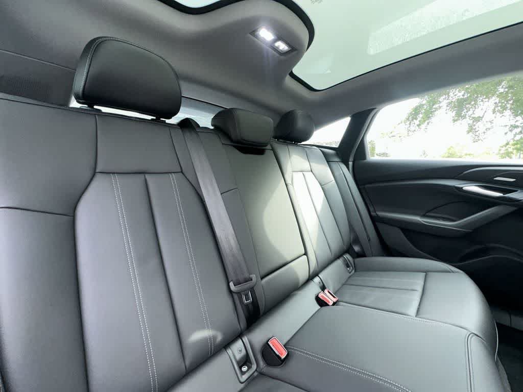 Used 2025 Audi A6 e-tron Premium Plus w/ Premium Plus RWD image 26
