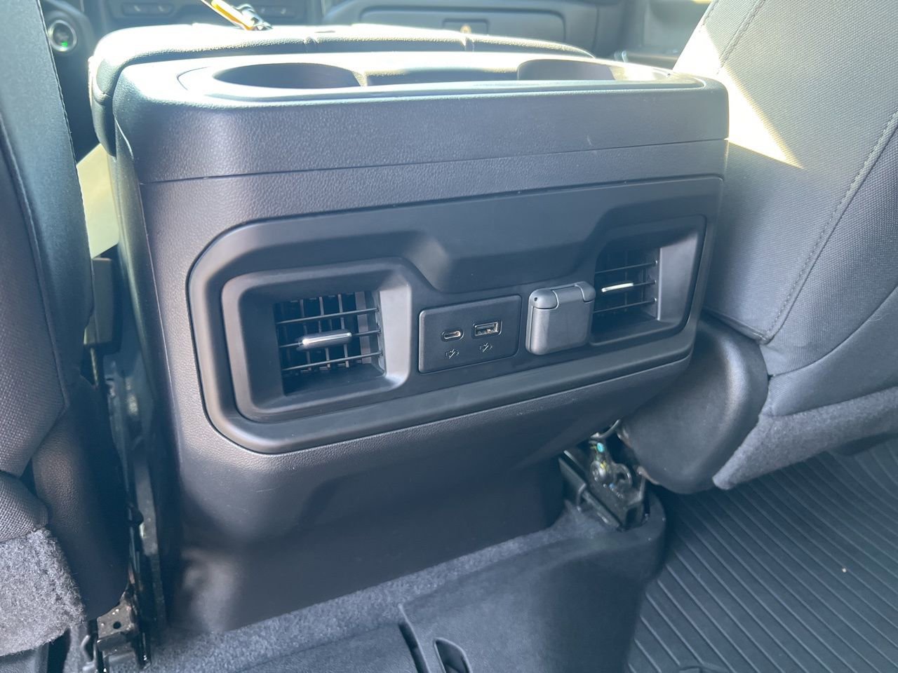 Used 2020 Chevrolet Silverado 1500 RST image 23