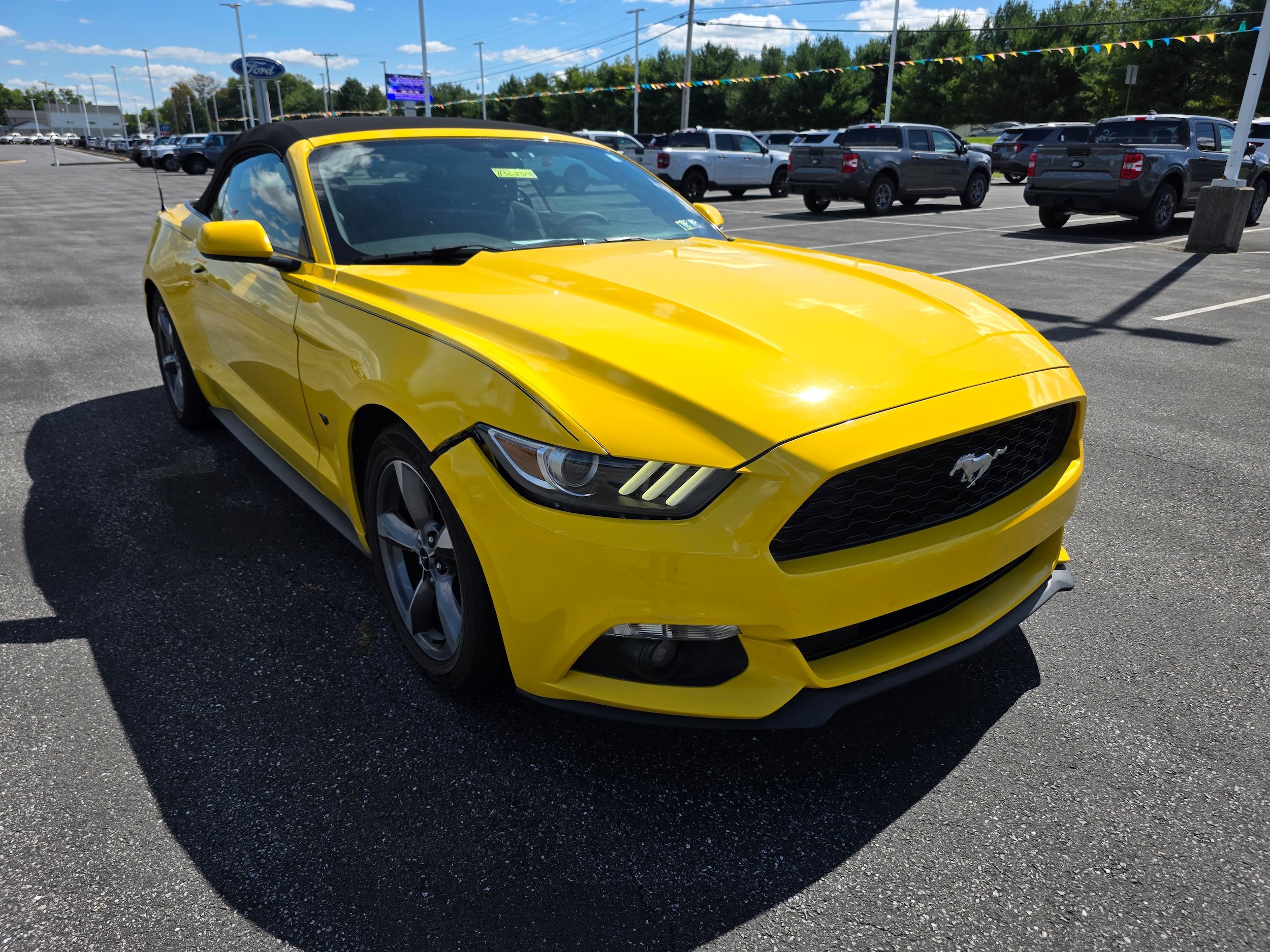 Used 2016 Ford Mustang Convertible w/ Equipment Group 051A RWD image 7