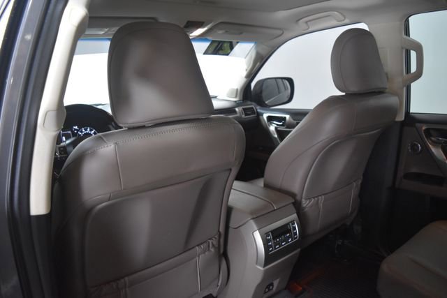 Used 2021 Lexus GX 460 Luxury image 18