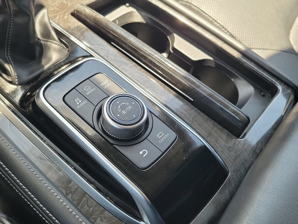 Used 2023 INFINITI QX80 Luxe w/ All-Season Package AWD/4WD image 31
