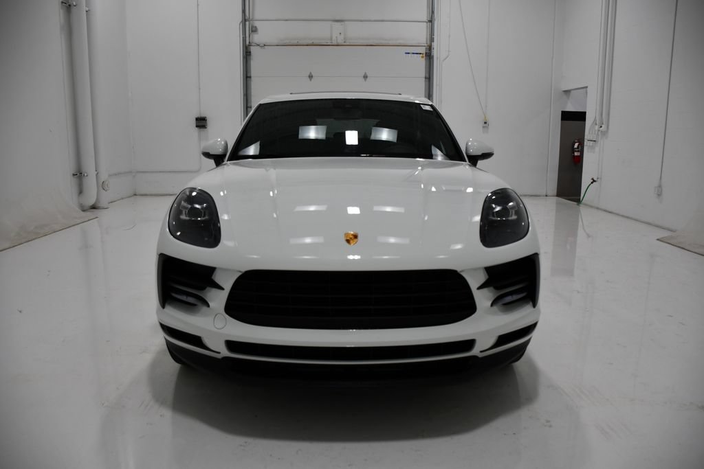 Used 2021 Porsche Macan AWD/4WD image 2