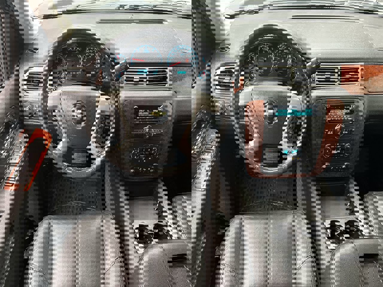 Used 2013 Chevrolet Tahoe LT image 12