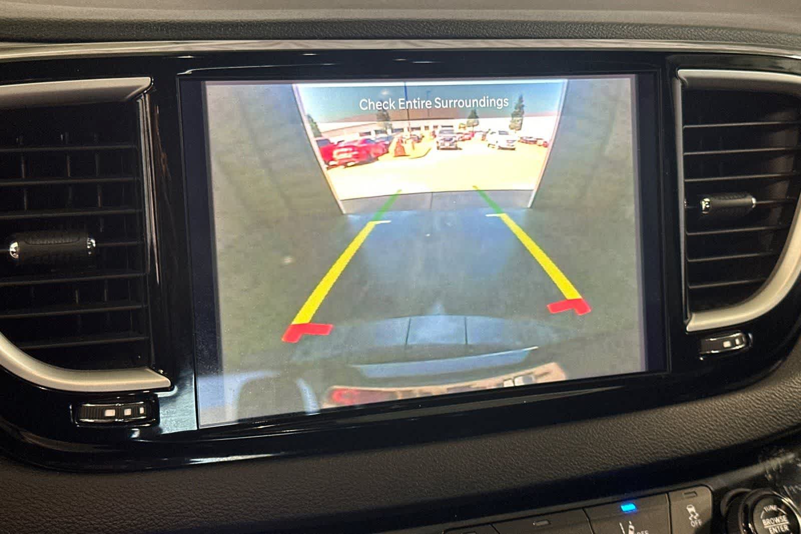Used 2025 Chrysler Pacifica Select FWD image 22