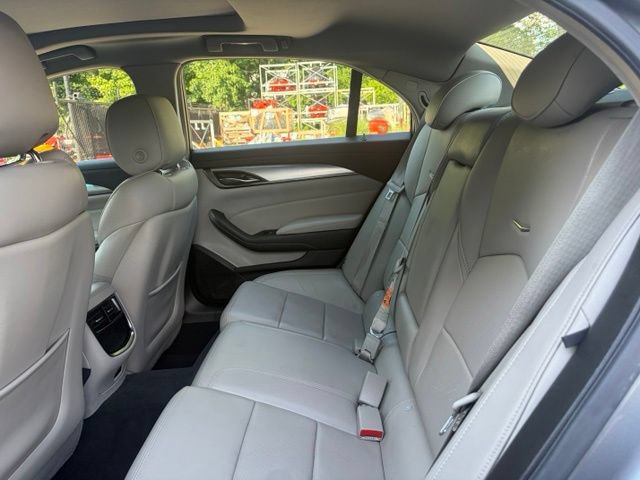 Used 2018 Cadillac CTS Luxury RWD image 15