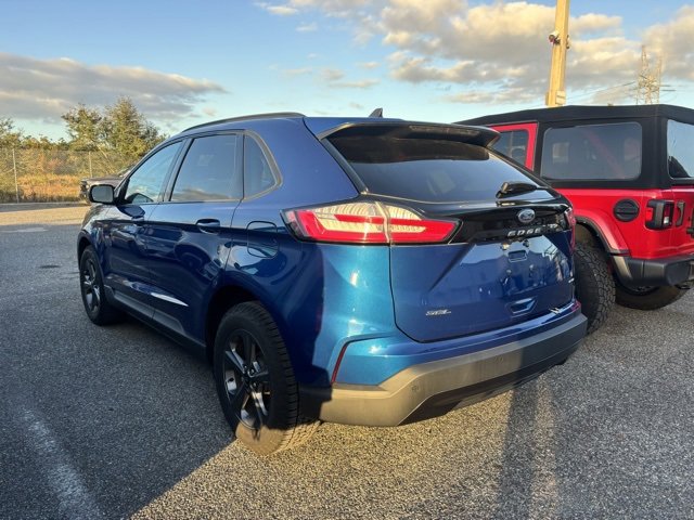 Used 2023 Ford Edge SEL w/ Sport Appearance Package image 4