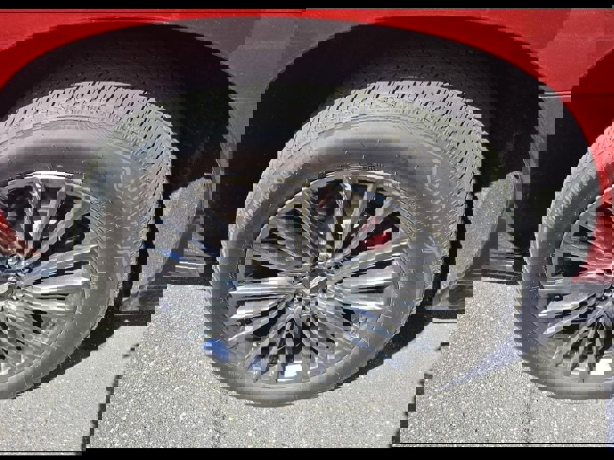 Certified 2024 Cadillac Escalade ESV V w/ Heavy-Duty Trailer Package image 6