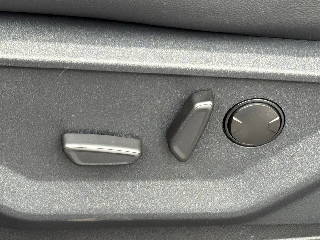 New 2026 Ford F150 Lariat w/ Equipment Group 501A Mid RWD image 24