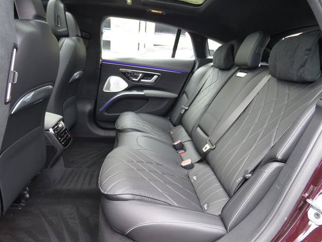 Used 2024 Mercedes-Benz EQS 580 4MATIC Sedan w/ Executive Interior Package image 21