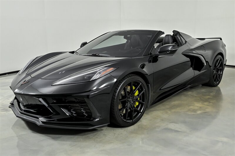 Used 2022 Chevrolet Corvette Stingray Premium Conv w/ Z51 Performance Package RWD image 6
