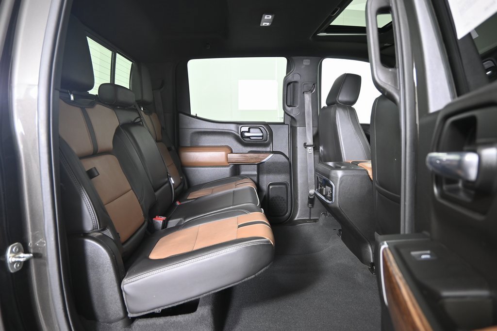 Used 2021 Chevrolet Silverado 1500 High Country w/ Technology Package image 18