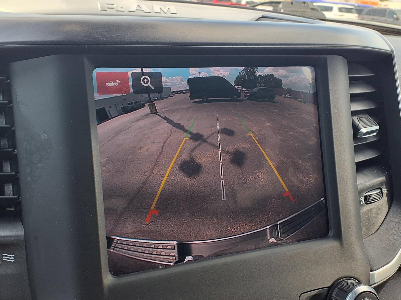 Used 2023 RAM 1500 Big Horn AWD/4WD image 25