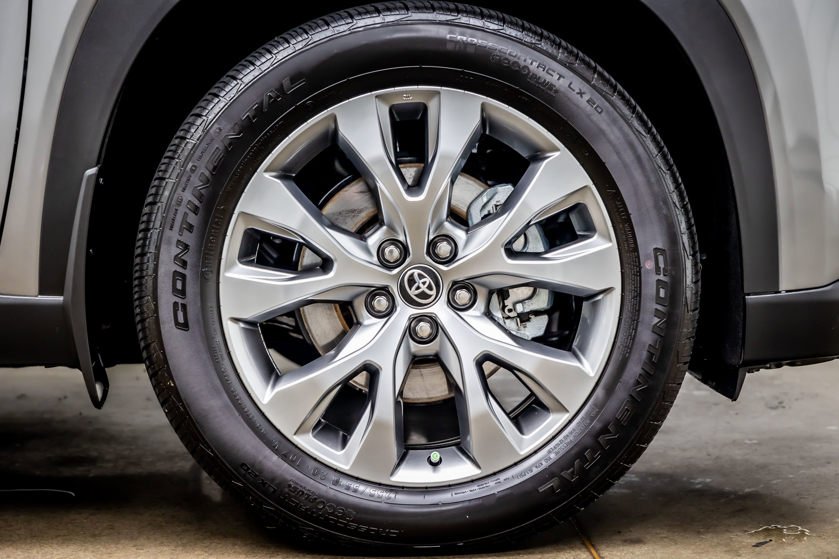 Used 2025 Toyota Grand Highlander FWD image 36