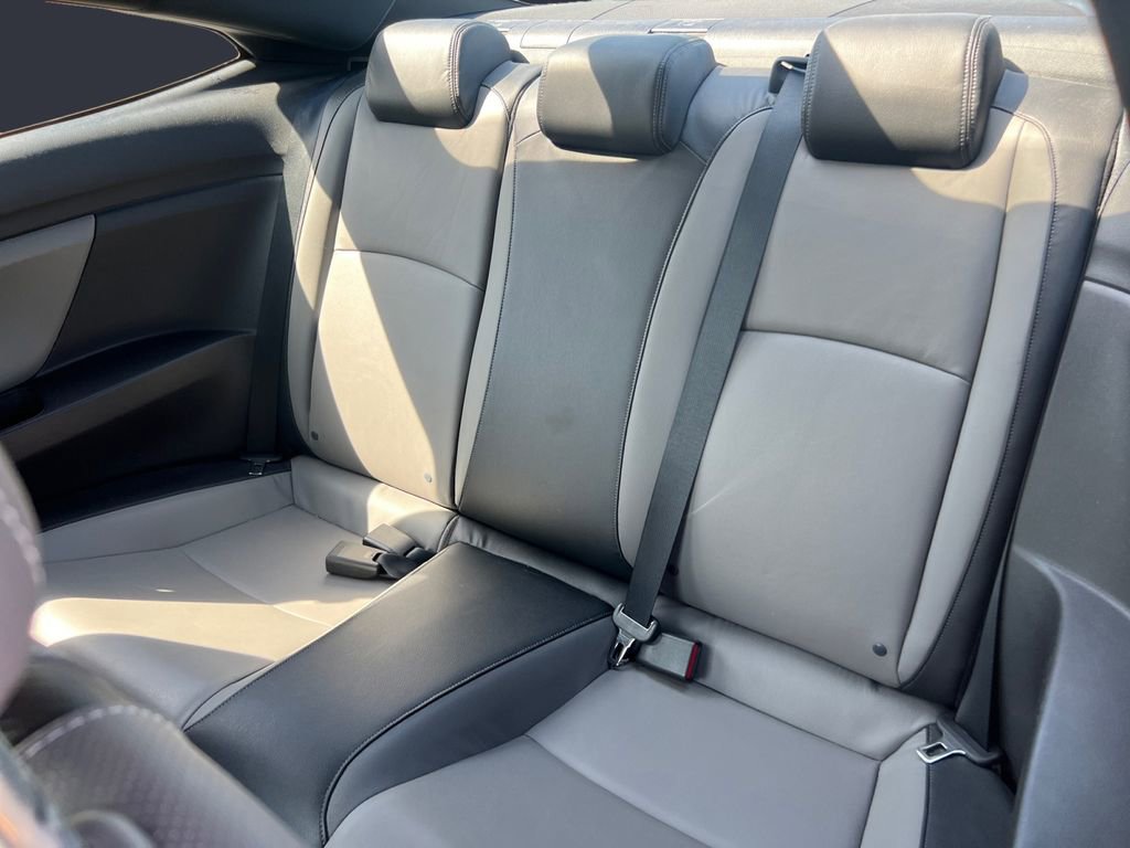Used 2018 Honda Civic Touring image 13