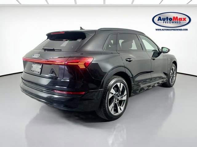 Used 2021 Audi e-tron Premium w/ Convenience Plus Package AWD/4WD image 2
