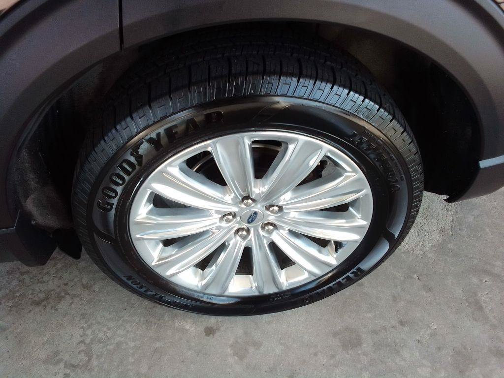 Used 2020 Ford Explorer Limited AWD/4WD image 31