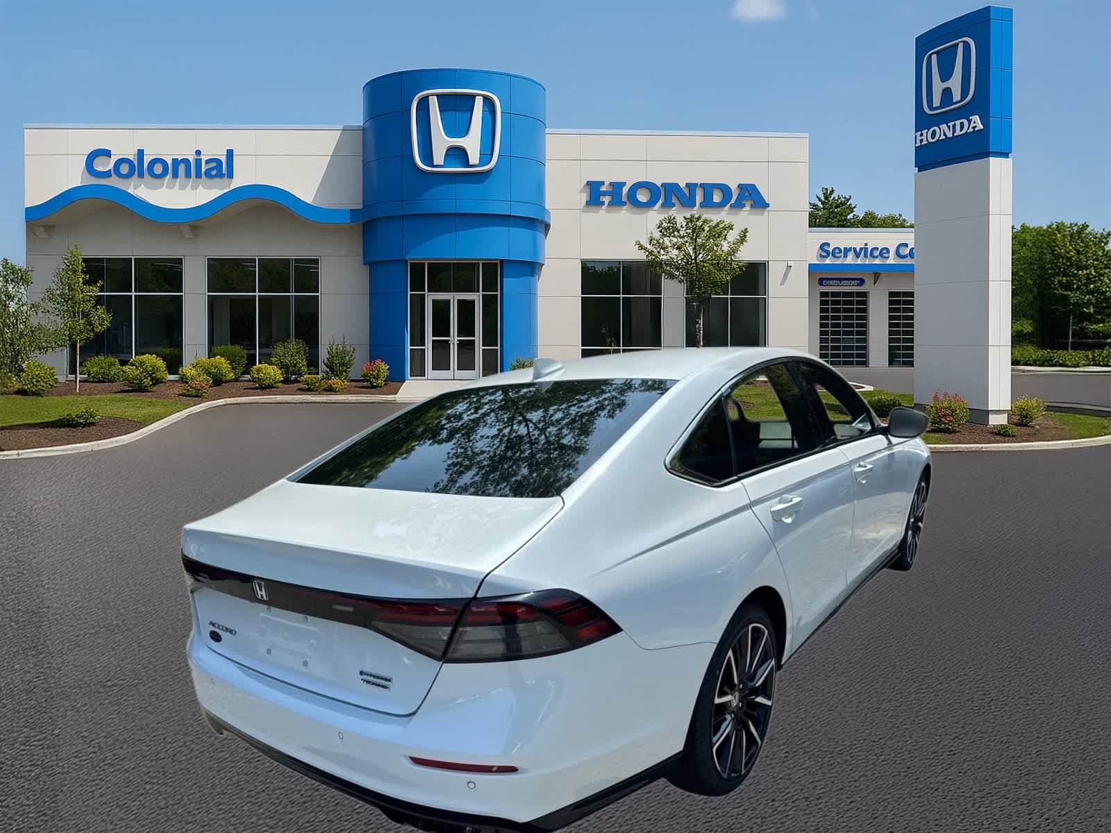 Used 2023 Honda Accord Touring image 6