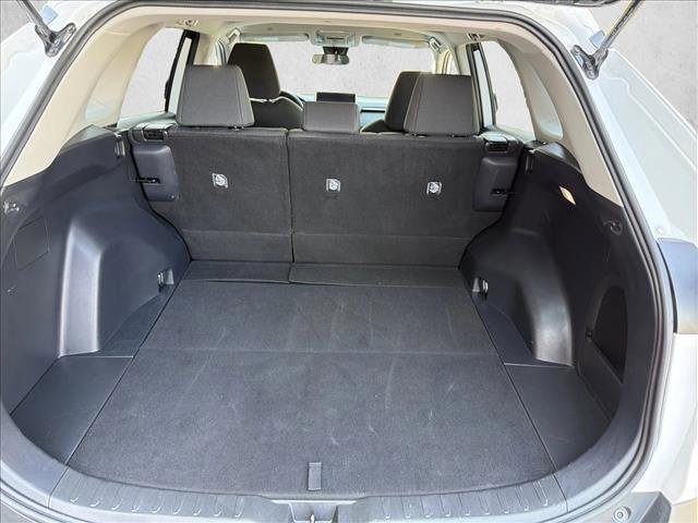 Used 2025 Toyota RAV4 LE AWD/4WD image 25