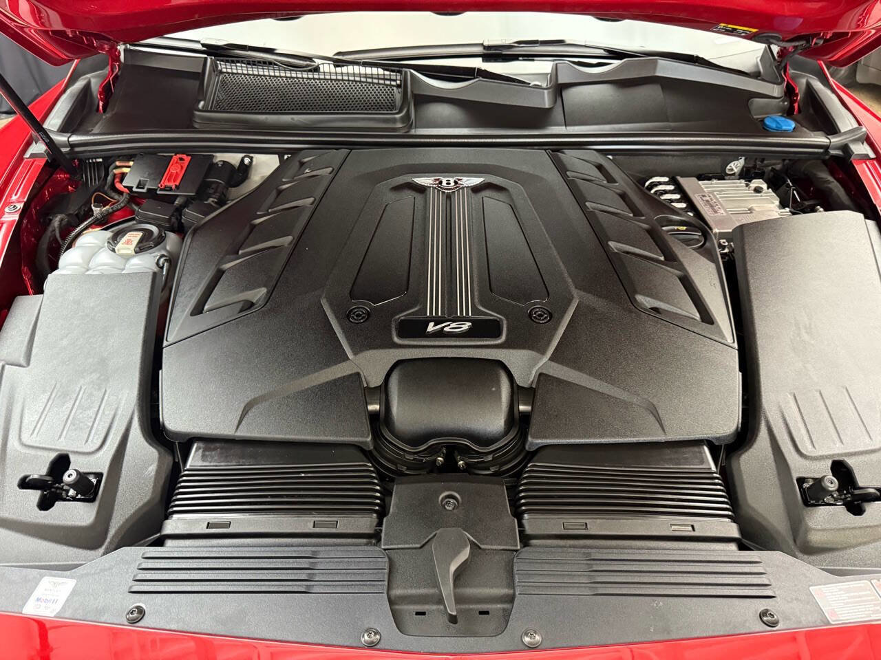 Used 2019 Bentley Bentayga image 33