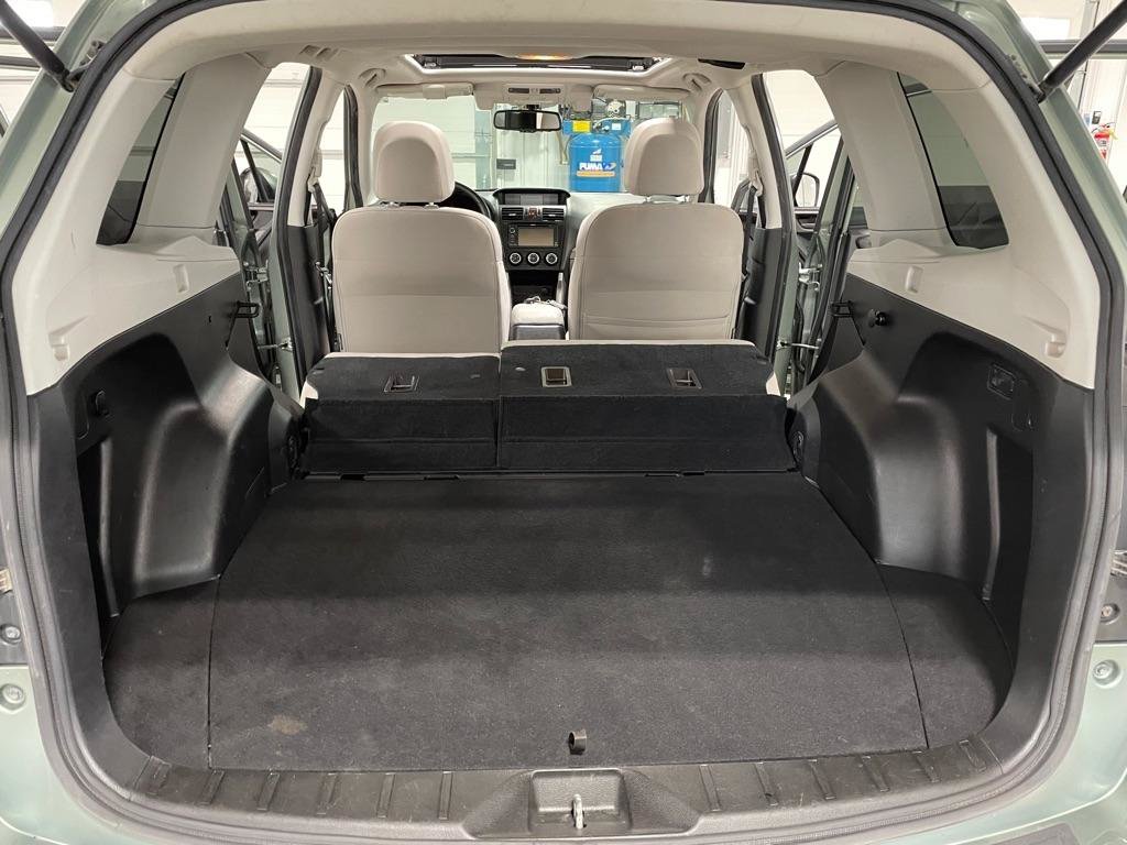 Used 2015 Subaru Forester 2.5i Premium AWD/4WD image 18
