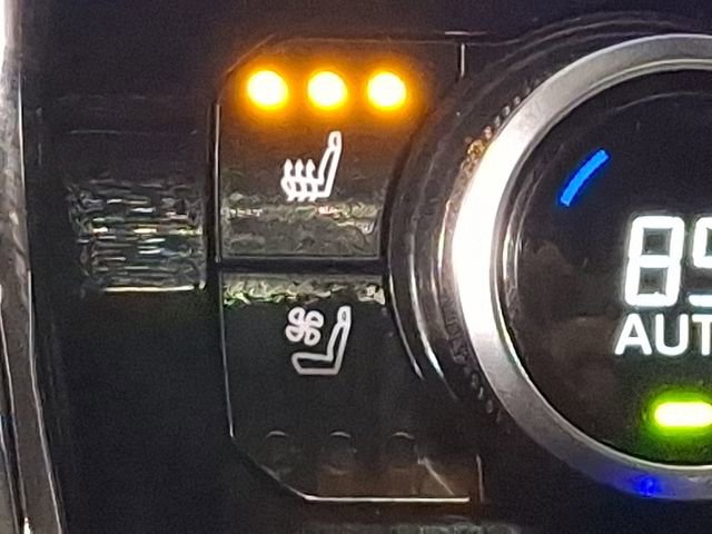 Used 2023 Toyota Highlander Platinum image 22