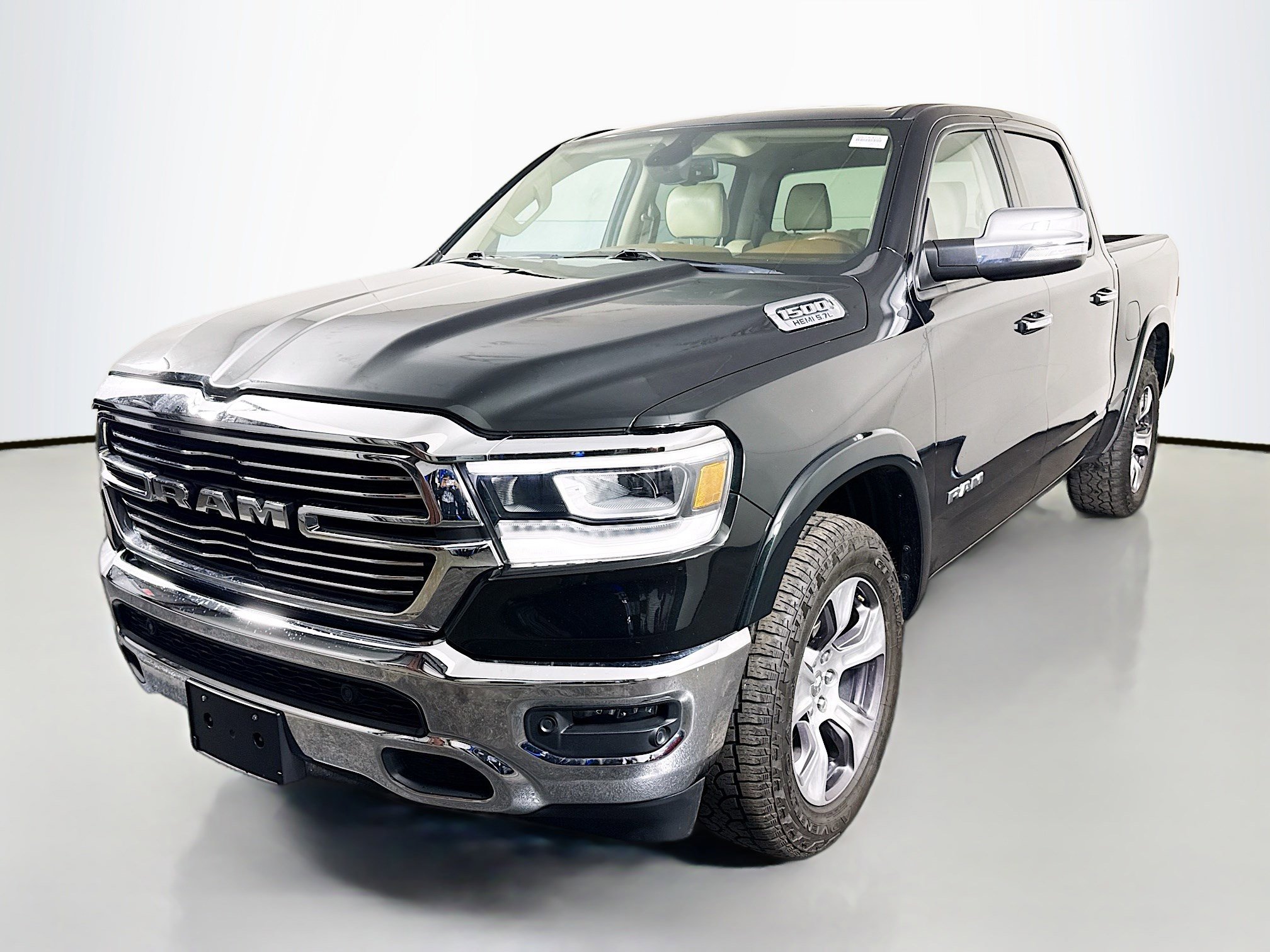 Used 2019 RAM 1500 Laramie image 4